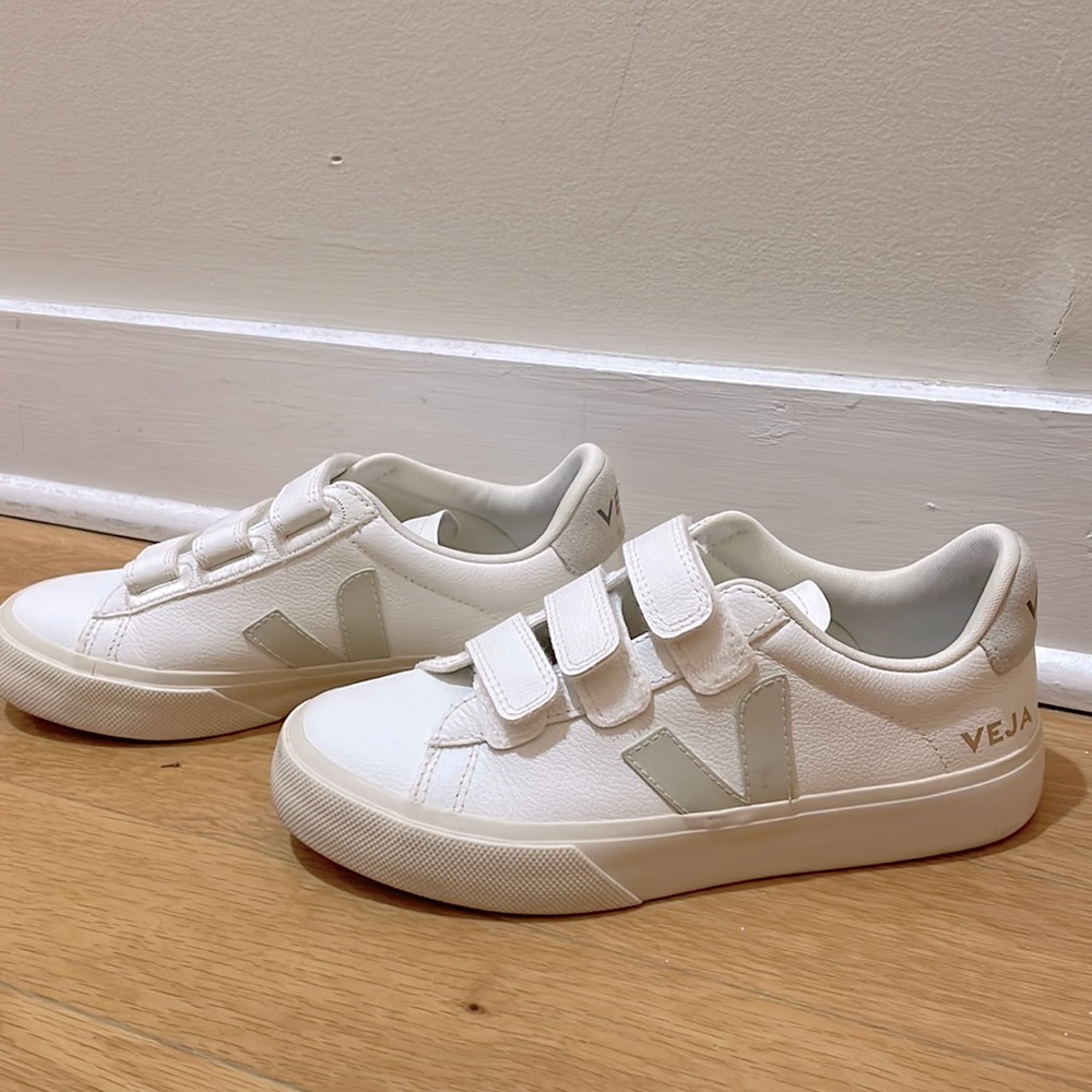 White Veja Recife sneakers